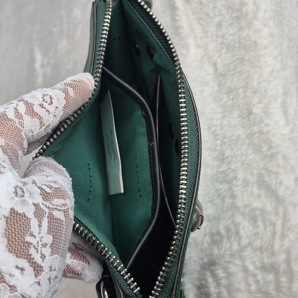 Coach "RARE" Charm Green Shoulder Bag CREED: 8236-CJ1797 - Picture 12 of 17